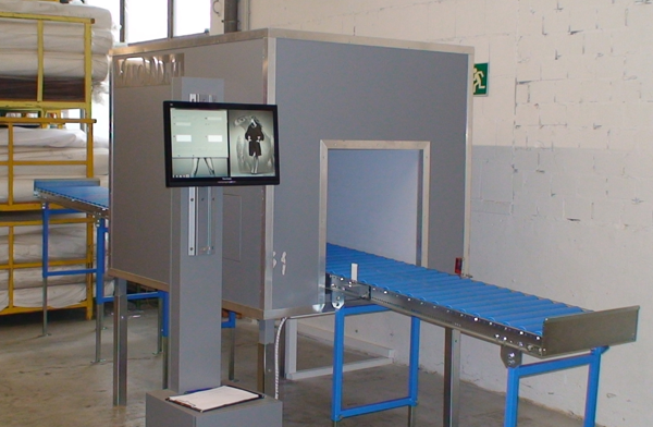 RFID-UHF-Tunnel im Einsatz im DC